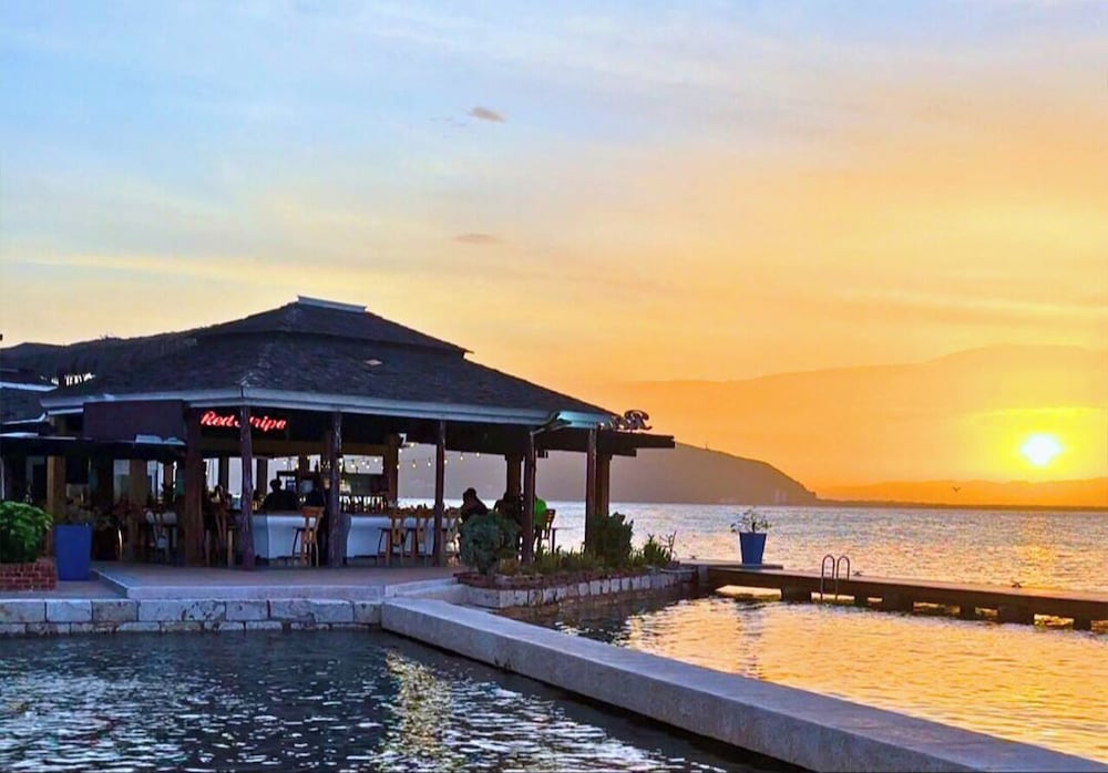 The Grand Port Royal Hotel Ex Morgans Harbour Hotel Marina Port Royal 45/55