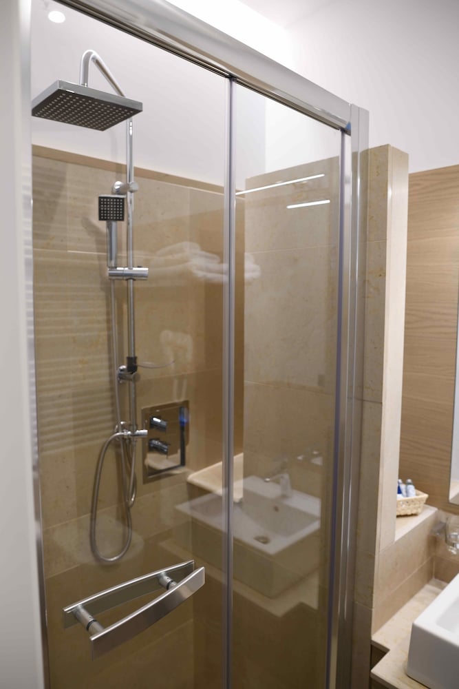 50 SUITE B&B 34/39