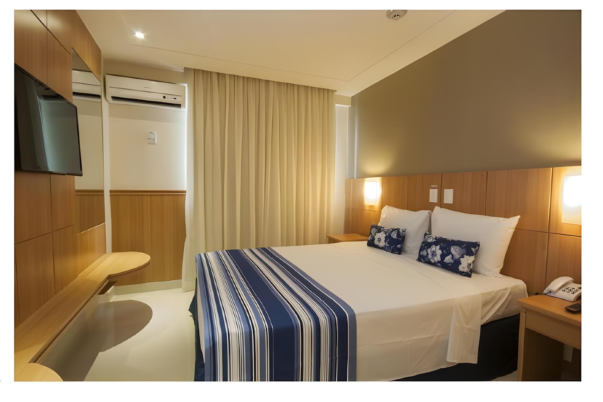 Room, Single