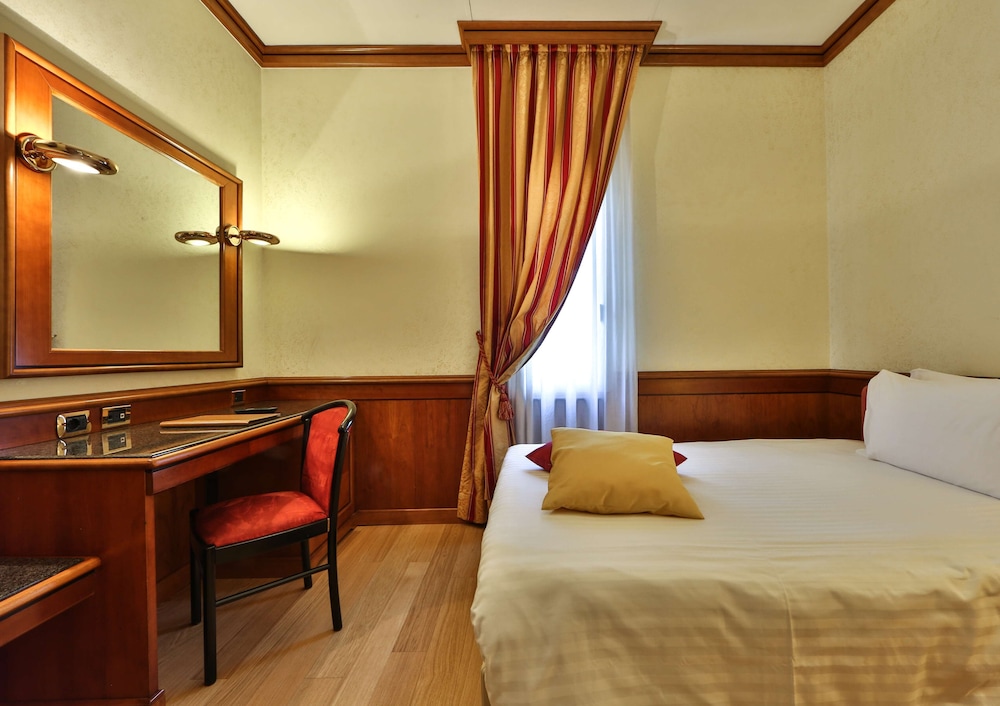 Standard, Single Bed, French Bed، Best Western Hotel Moderno Verdi 2/9