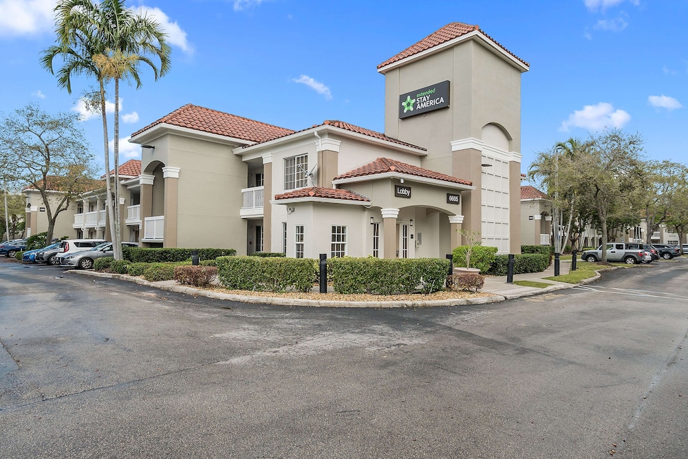 Extended Stay America - Miami - Airport - Blue Lagoon 1/43