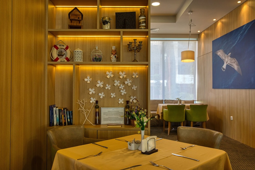 MPM Hotel Zornitza Sands 6/20