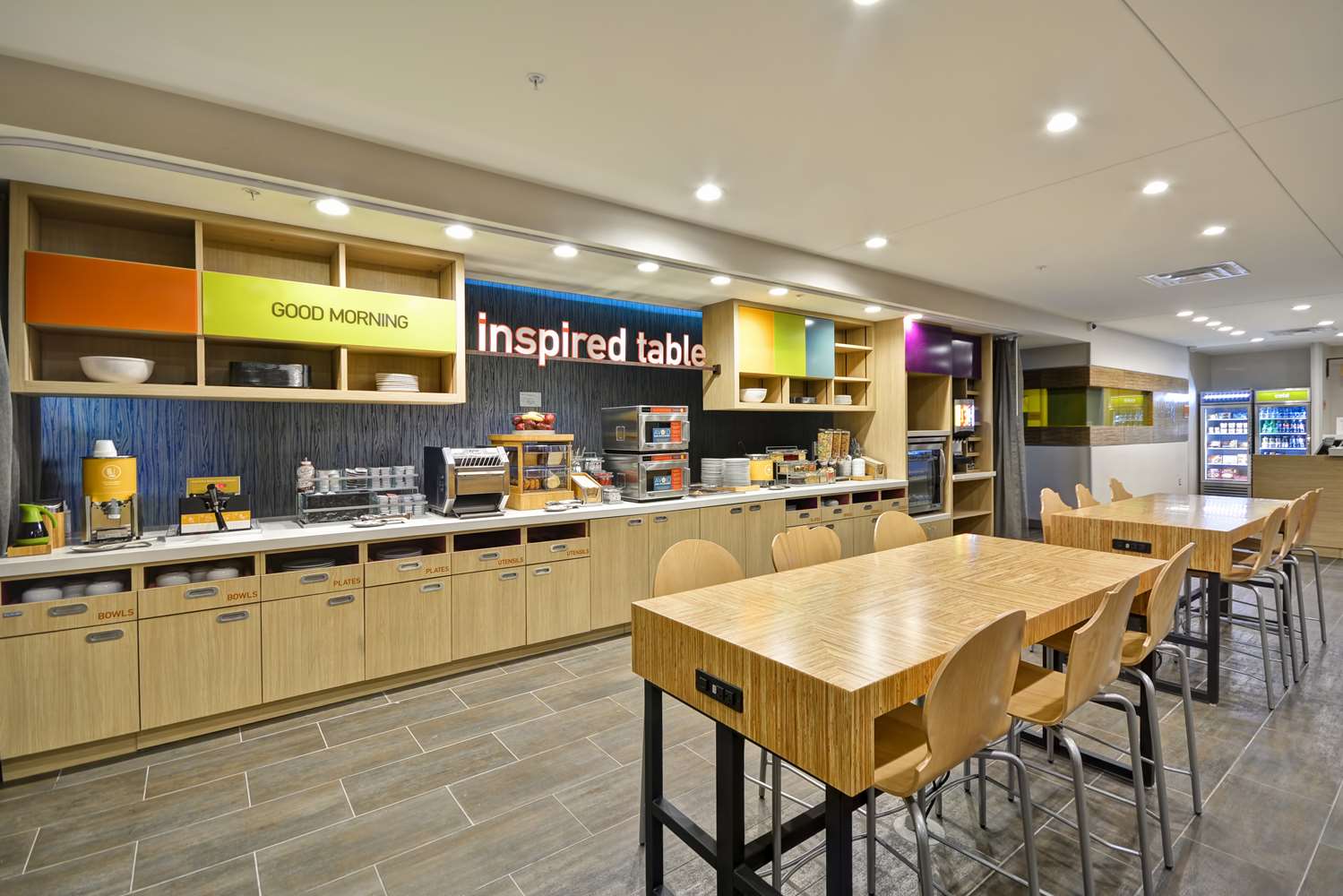 restaurant cafeteria