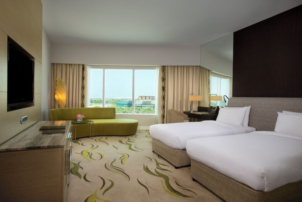 MILLENNIUM AL RAWDAH HOTEL (EX. MILLENNIUM CAPITAL GATE ABU DHABI) 19/70