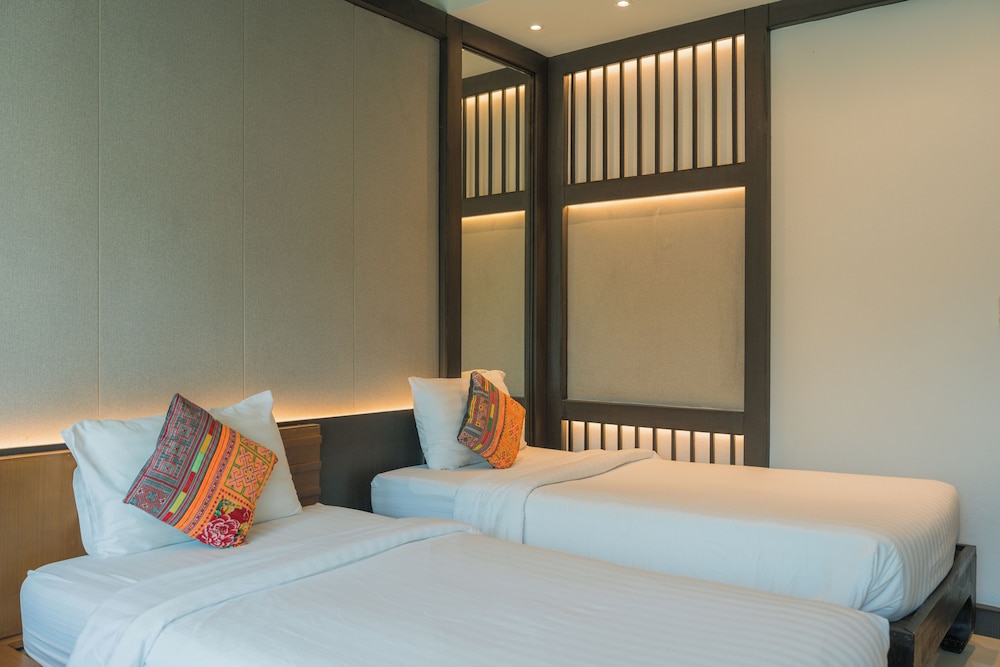 THE OPIUM SERVICED APARTMENT AND HOTEL 19/50
