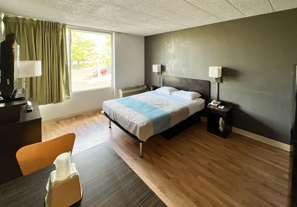 Motel6 Clarion, PA 14/50