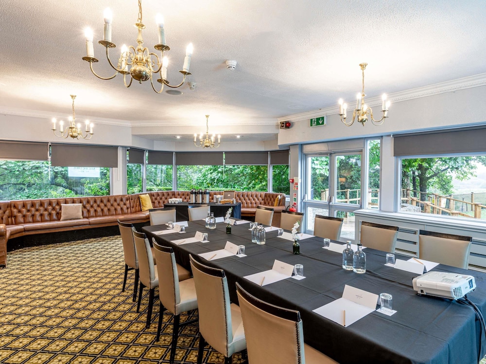 Mercure Manchester Norton Grange Hotel & Spa 54/70