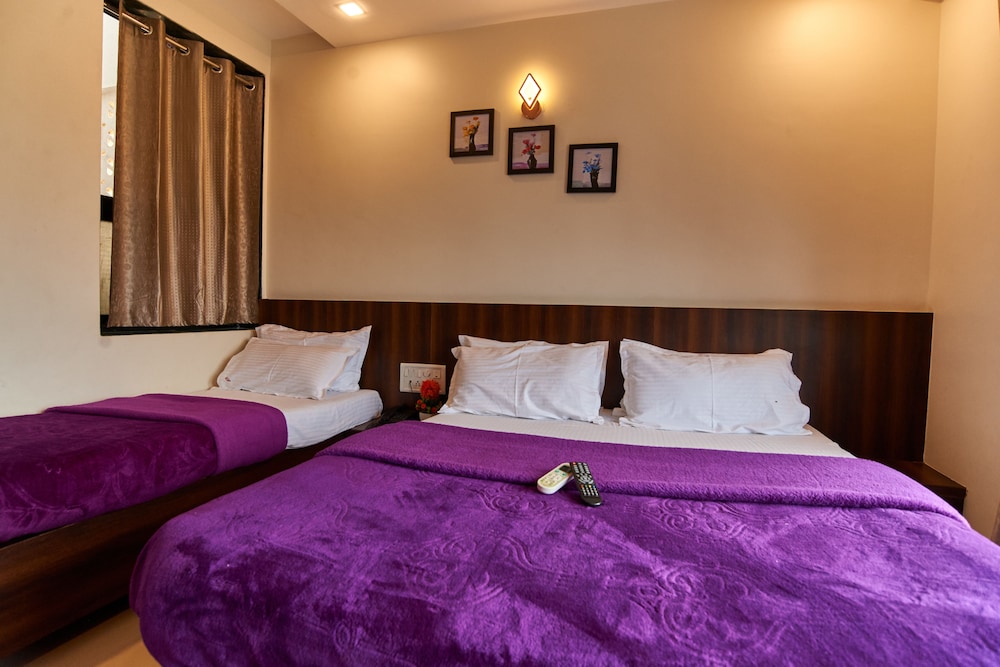 Hotel Disha Palace 25/69