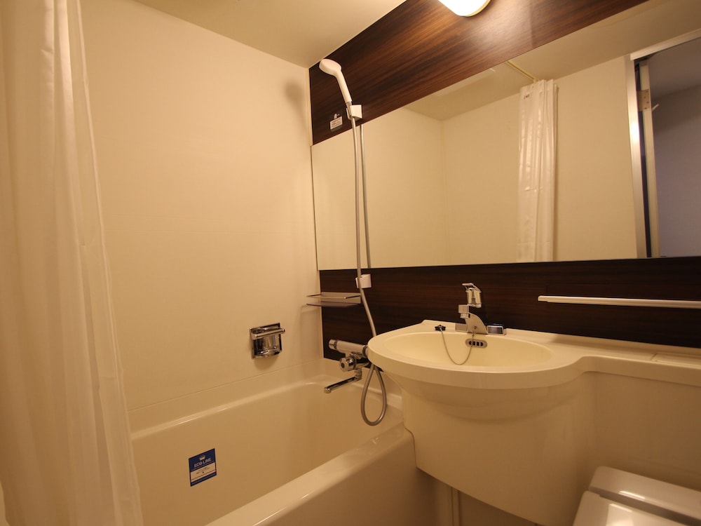 Room, Double Bed, Apa Hotel Toyama Ekimae 6/8