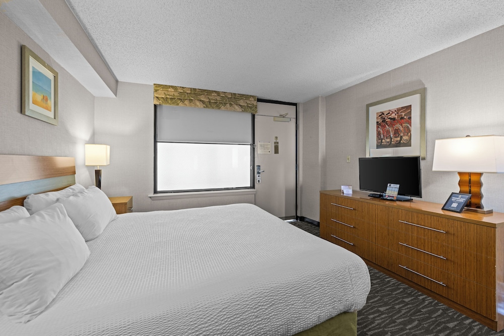 The Barclay Towers Resort Hotel 15/49