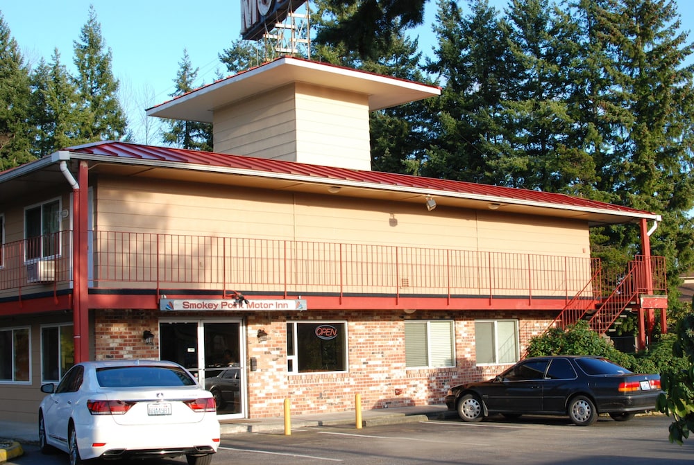 Smokey Point Motor Inn 3/69