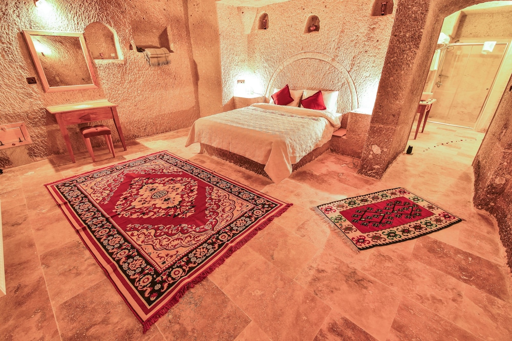 Mosaic Cave Hotel 20/50