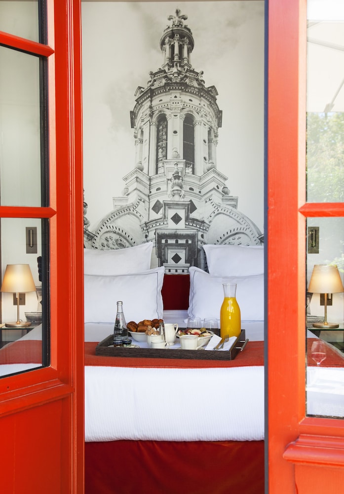 Relais De Chambord 53/84