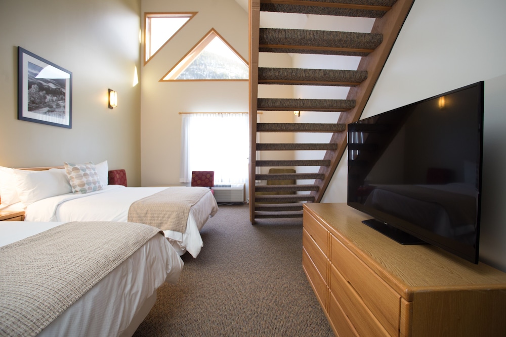 Banff Inn 43/81