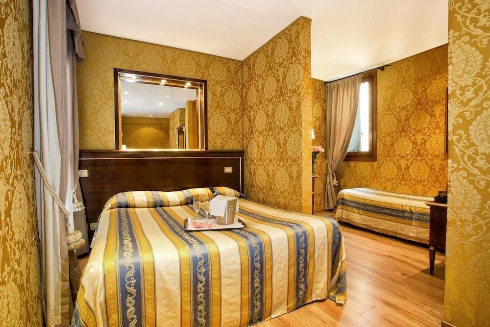Residenza Goldoni 20/35