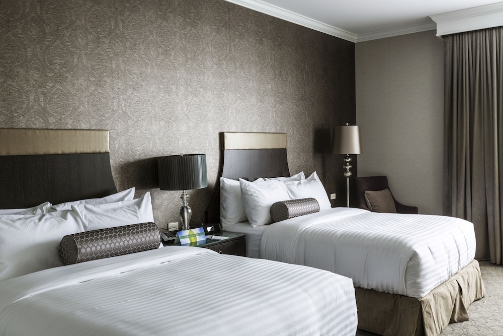 La Banque Hotel 14/40