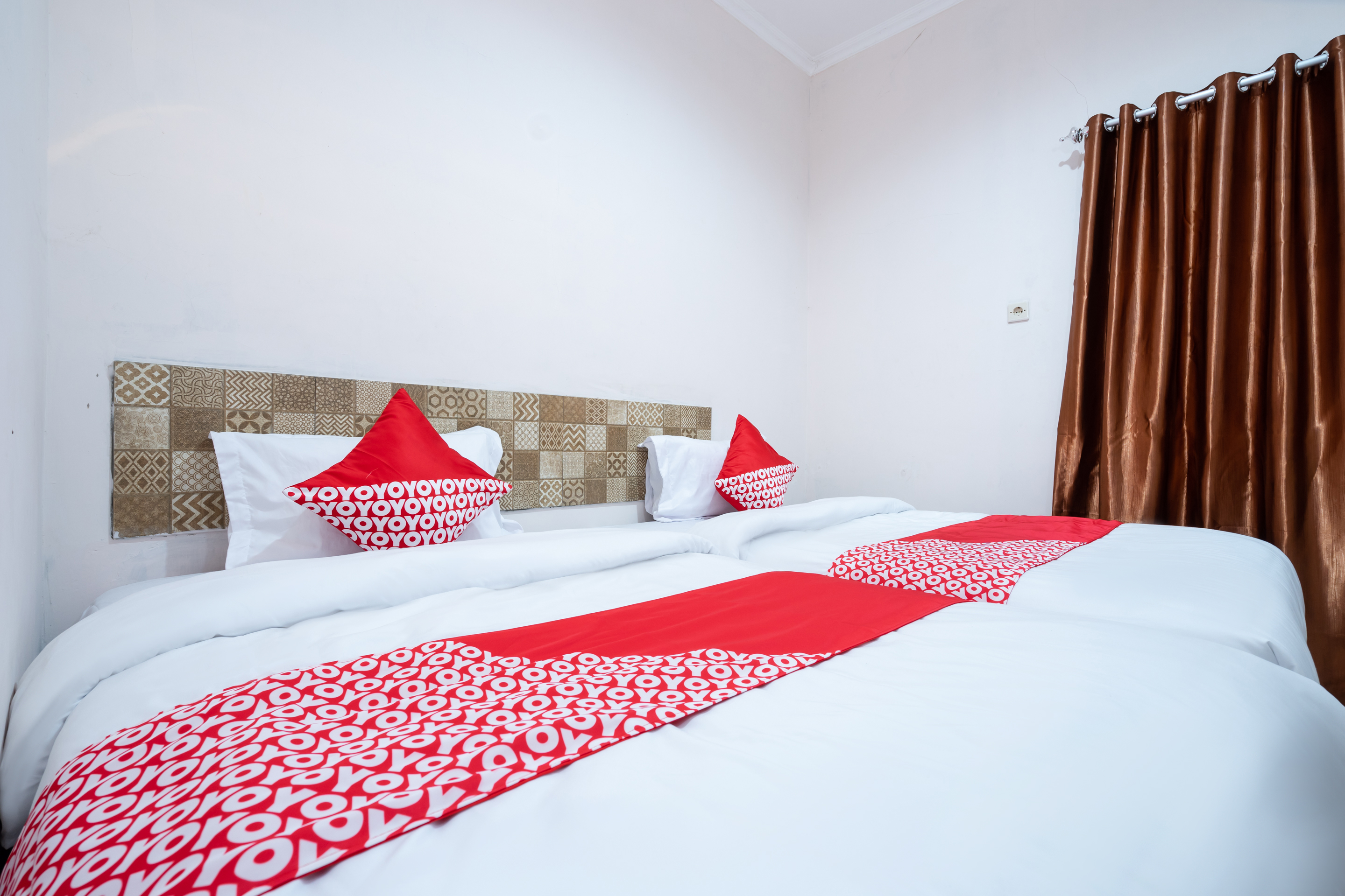 OYO 2285 Art Guest House Syariah 14/45