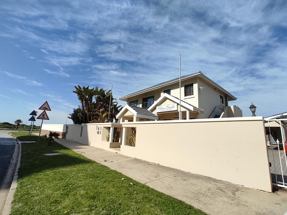 Palm Beach Guesthouse 65/71