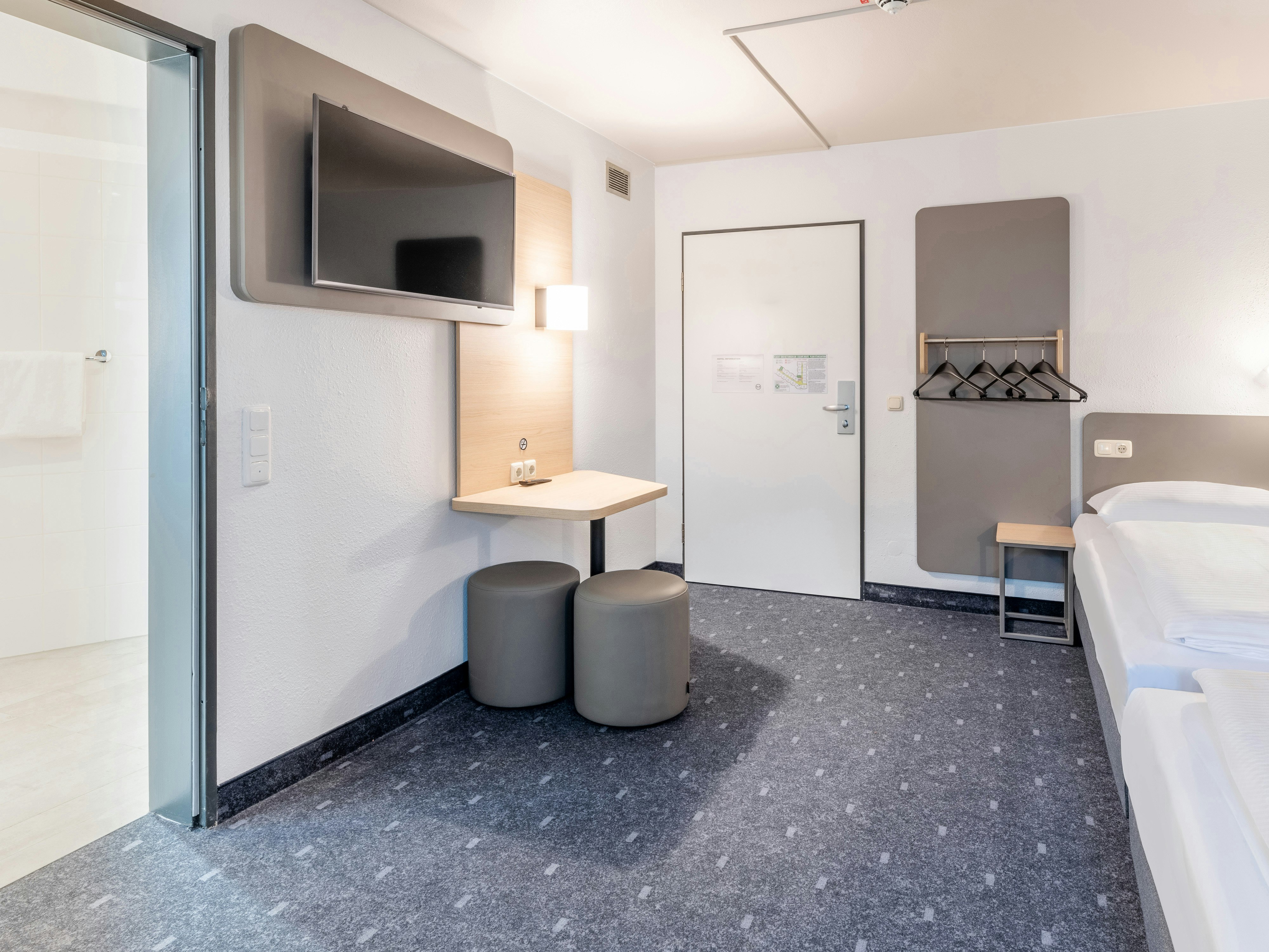 B&B Hotel Aachen-Hbf 50/50