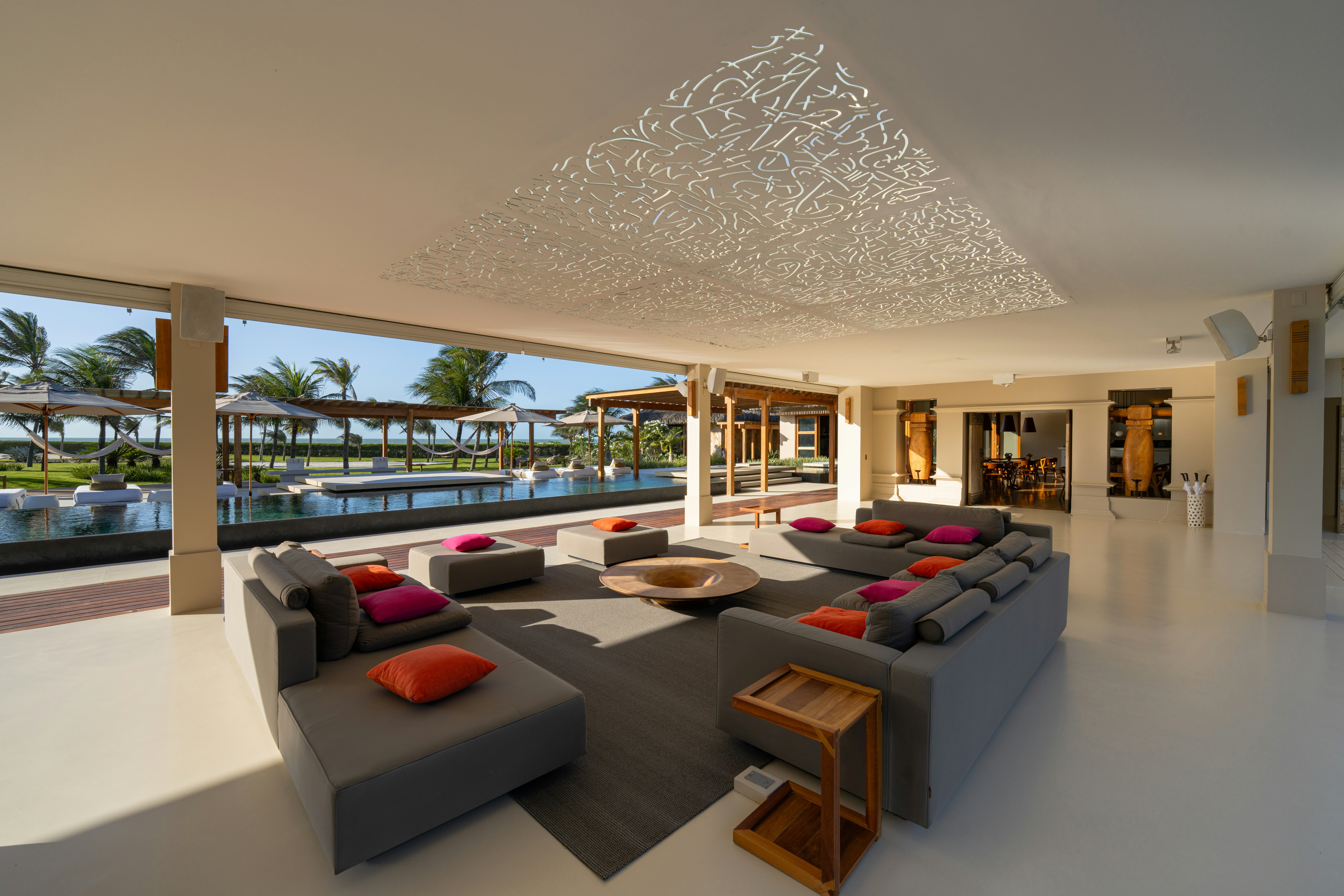 Casana Hotel 24/39