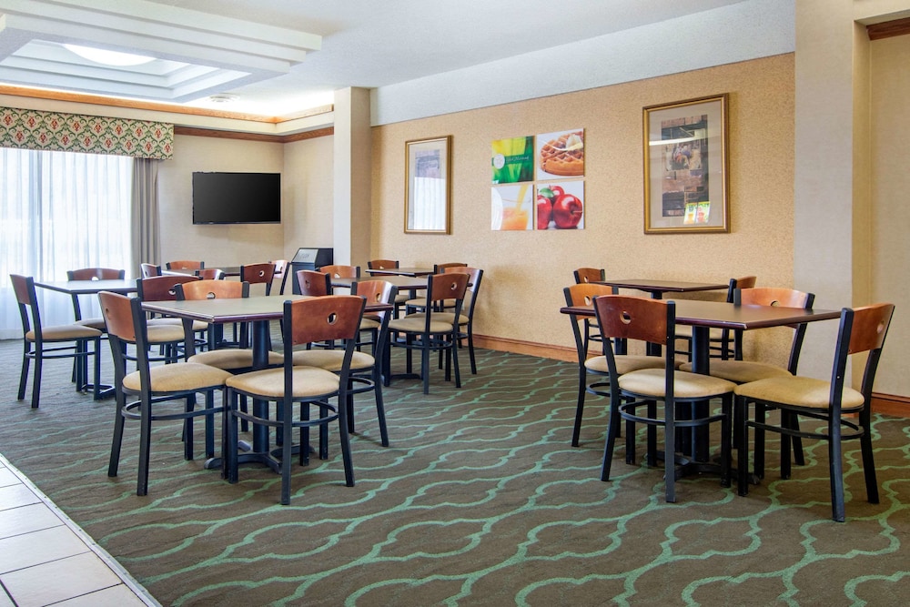 restaurant-cafeteria