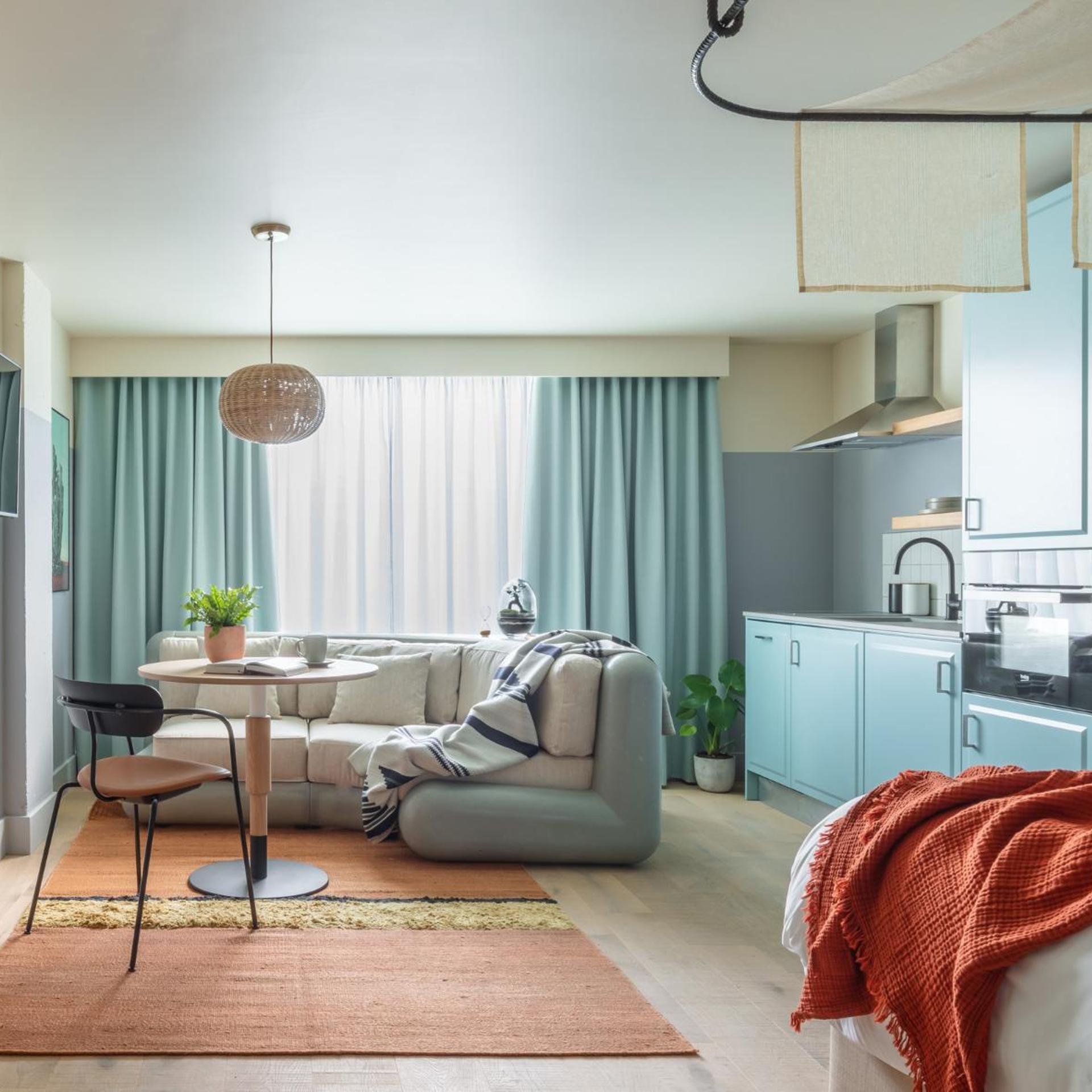 استوديو بسرير كينج