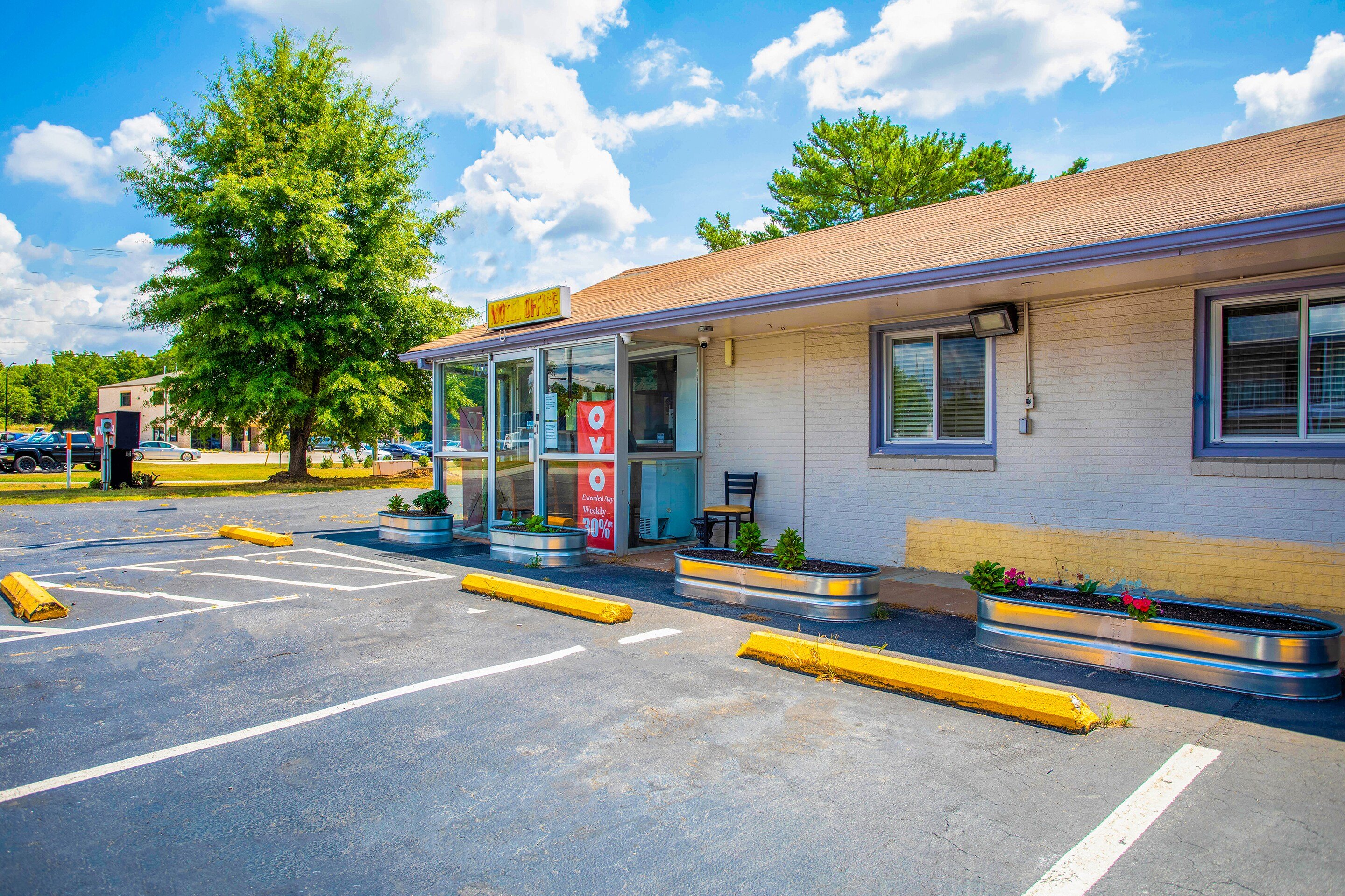 OYO Inn Kernersville 26/40