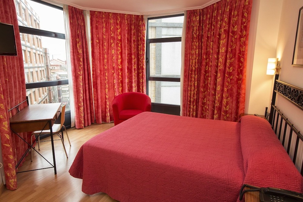 Hotel Don Manuel 19/52
