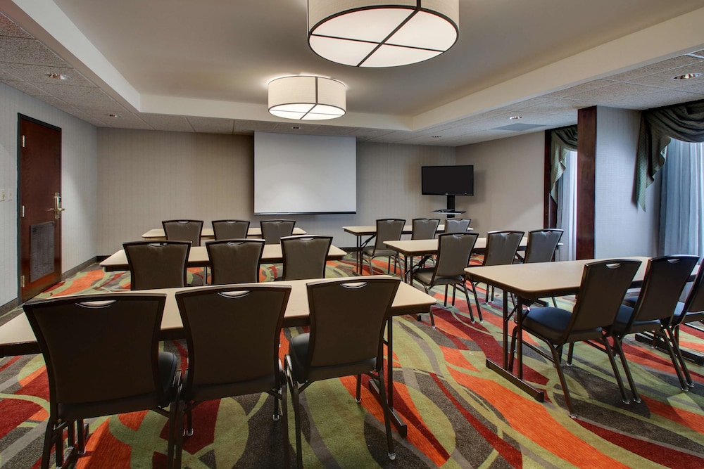 Drury Inn and Suites Bowling Green KY 38/50
