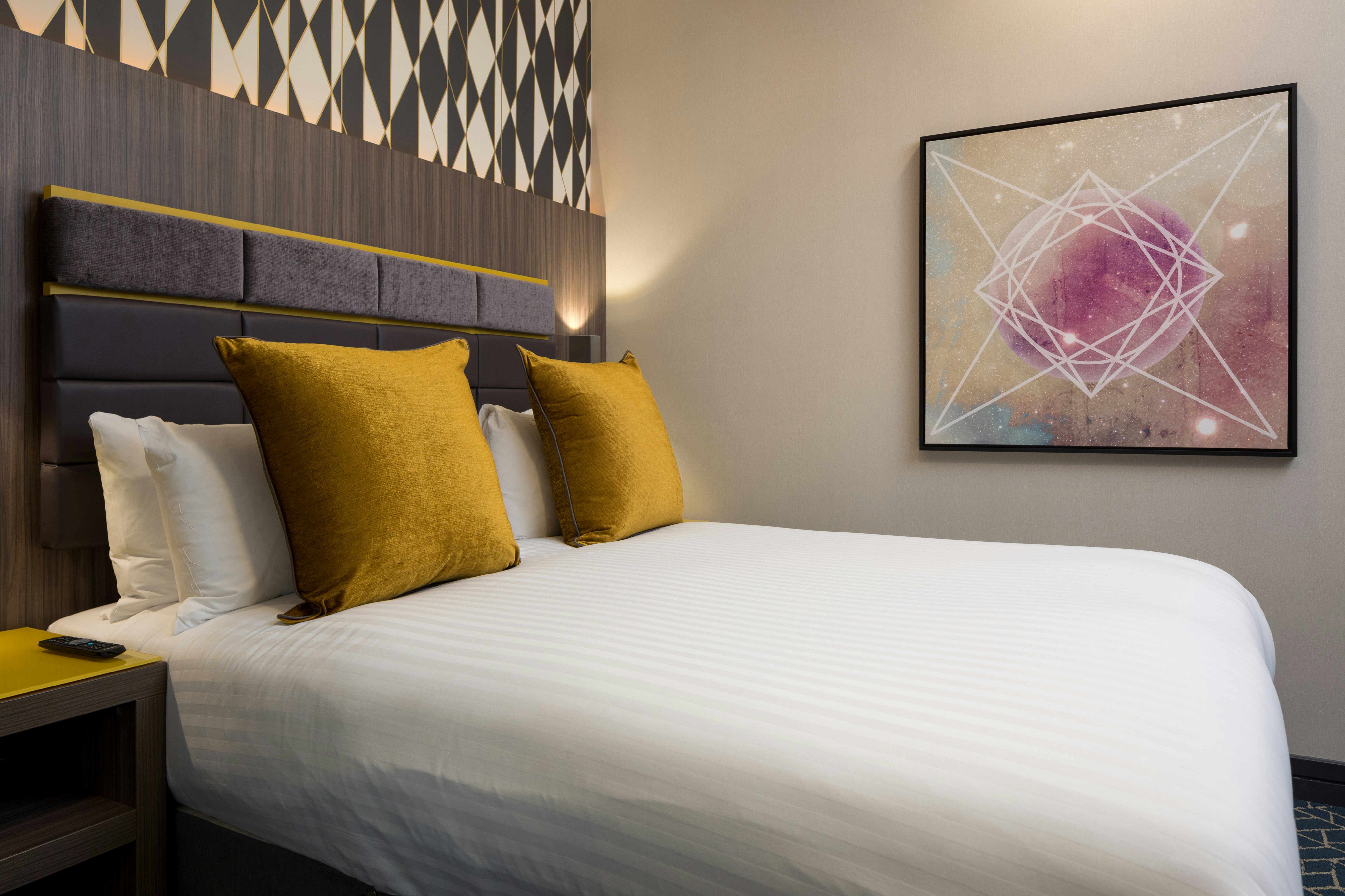 Roomzzz Manchester Victoria 30/52