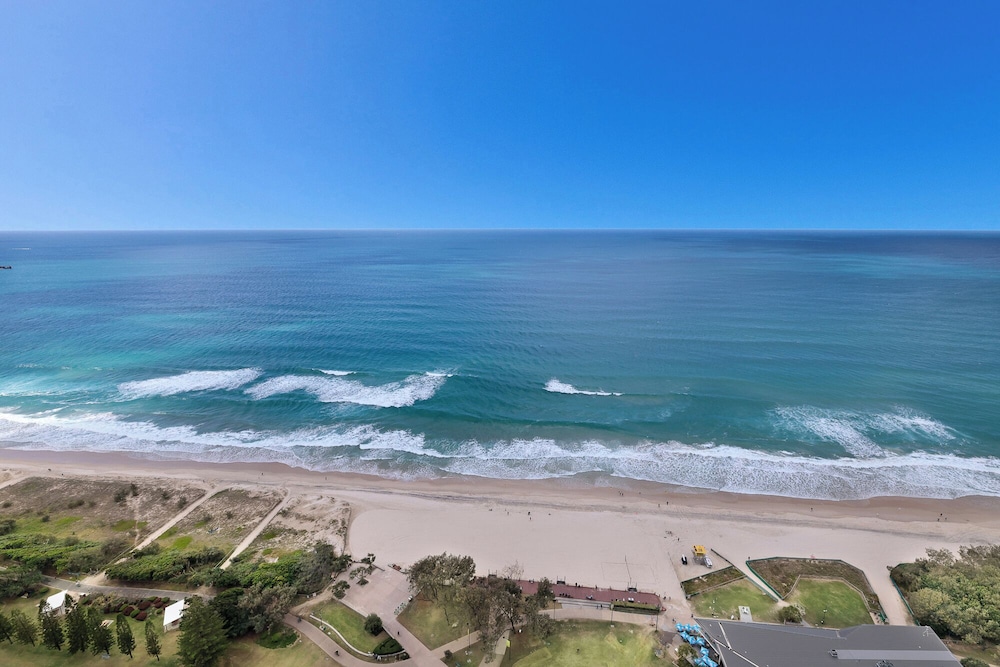 ULTIQA Air on Broadbeach 69/71
