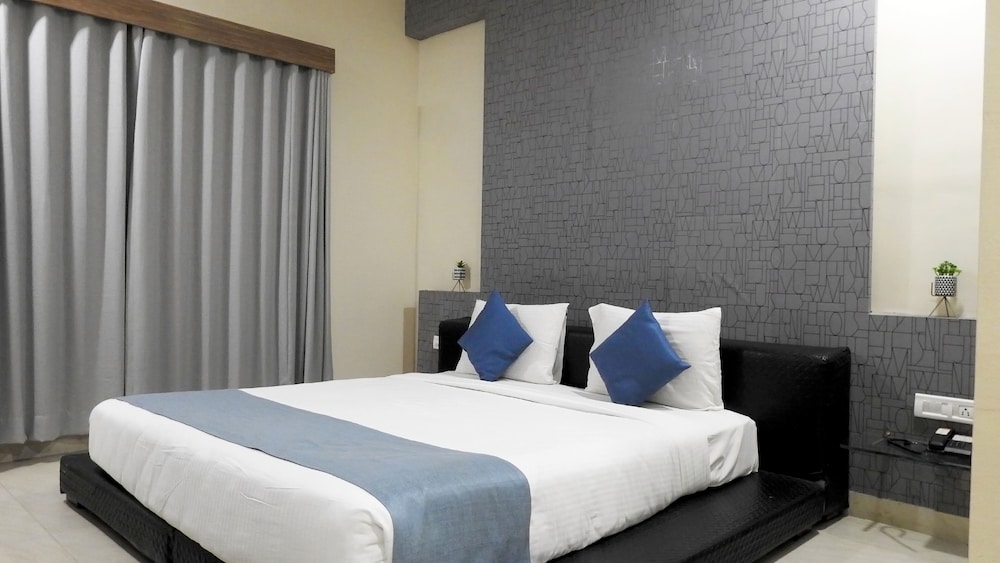 Hotel Sai Miracle 14/49