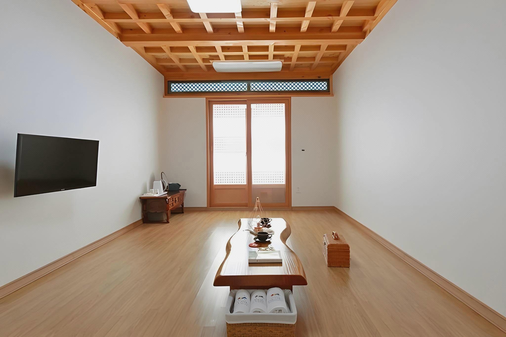 Cheonggong Hanokstay 43/57