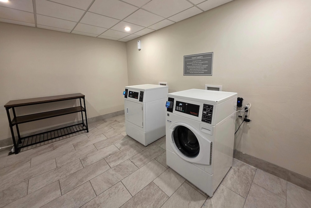 Hawthorn Extended Stay Austin North 44/50