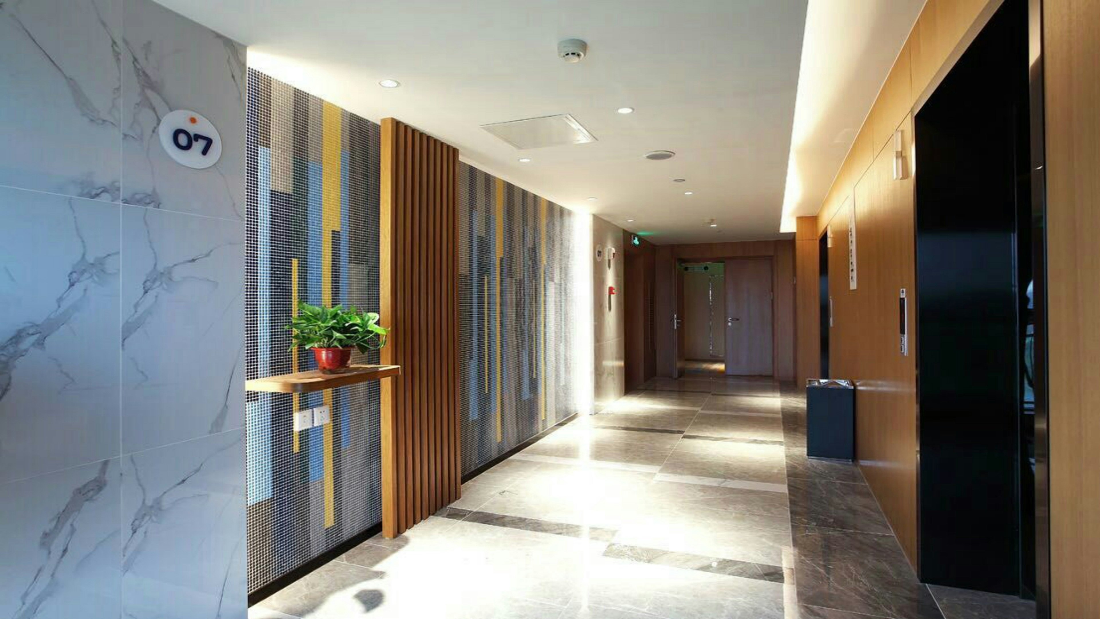 HOLIDAY INN EXPRESS XI'AN QUJIANG SOUTH 8/67