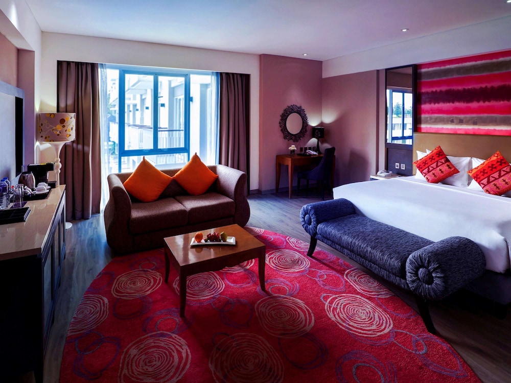 Grand Mercure Bandung Setiabudi 25/71
