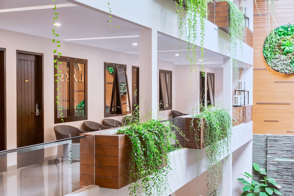 CLASS Premium Guest House 6/35