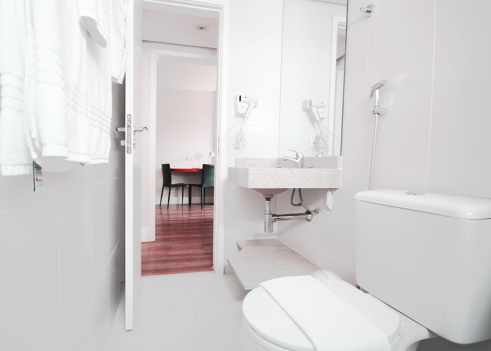 Ez Aclimação Hotel 100/100