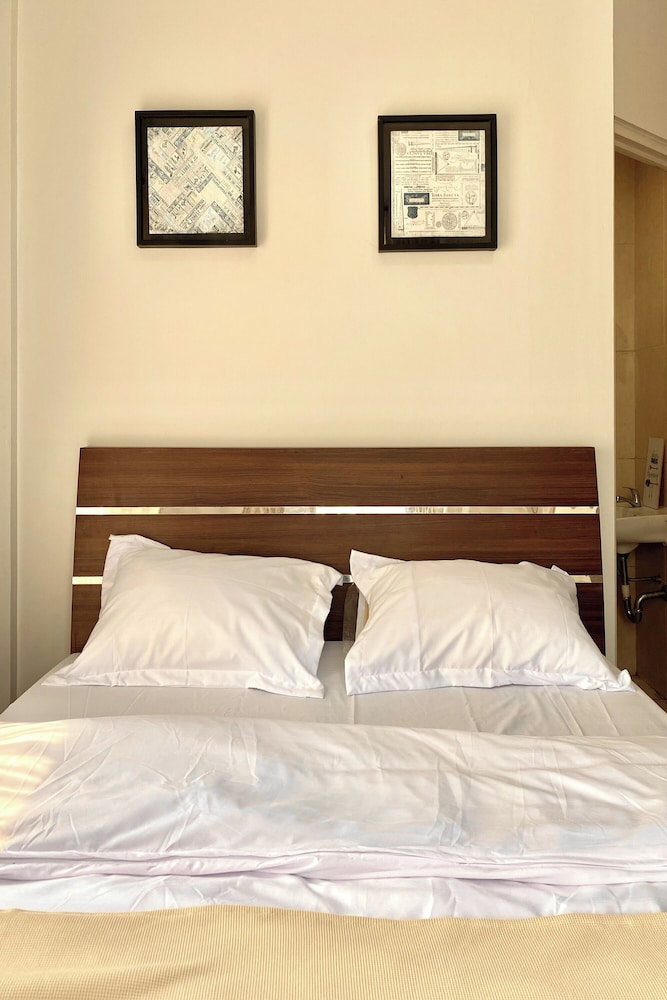 Behomy Corner 8 Lippo Karawaci by ZUZU 30/67