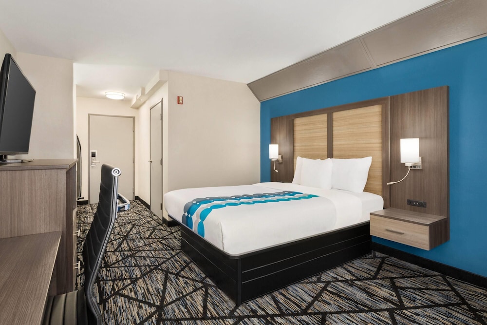 Baymont by Wyndham Blackwell I-35 26/71