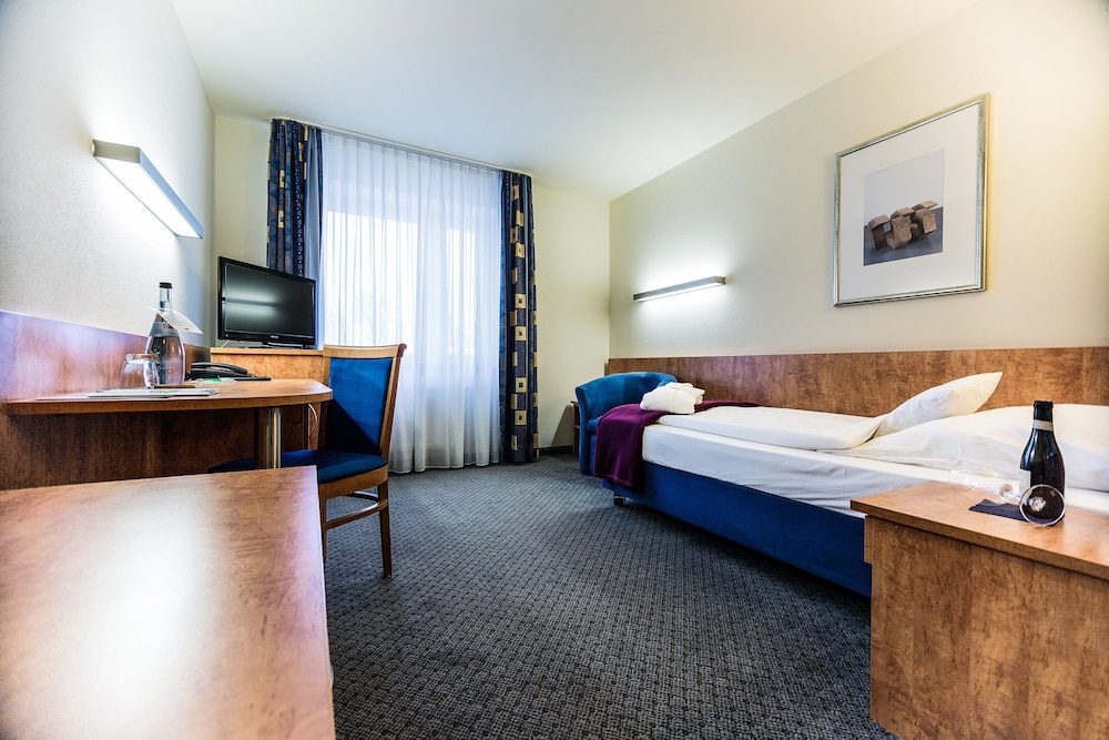 Am Moosfeld Hotel Munich 6/50