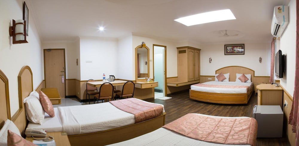 Ramyas Hotels 16/27