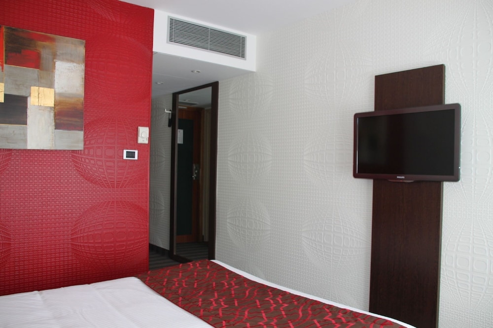 BRIT HOTEL BELFORT CENTRE-LE BOREAL 59/62
