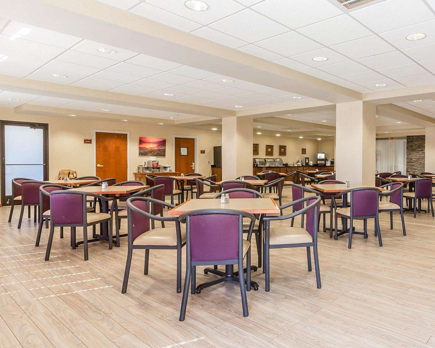 Big Horn Resort, Ascend Hotel Collection Billings, MT 33/65