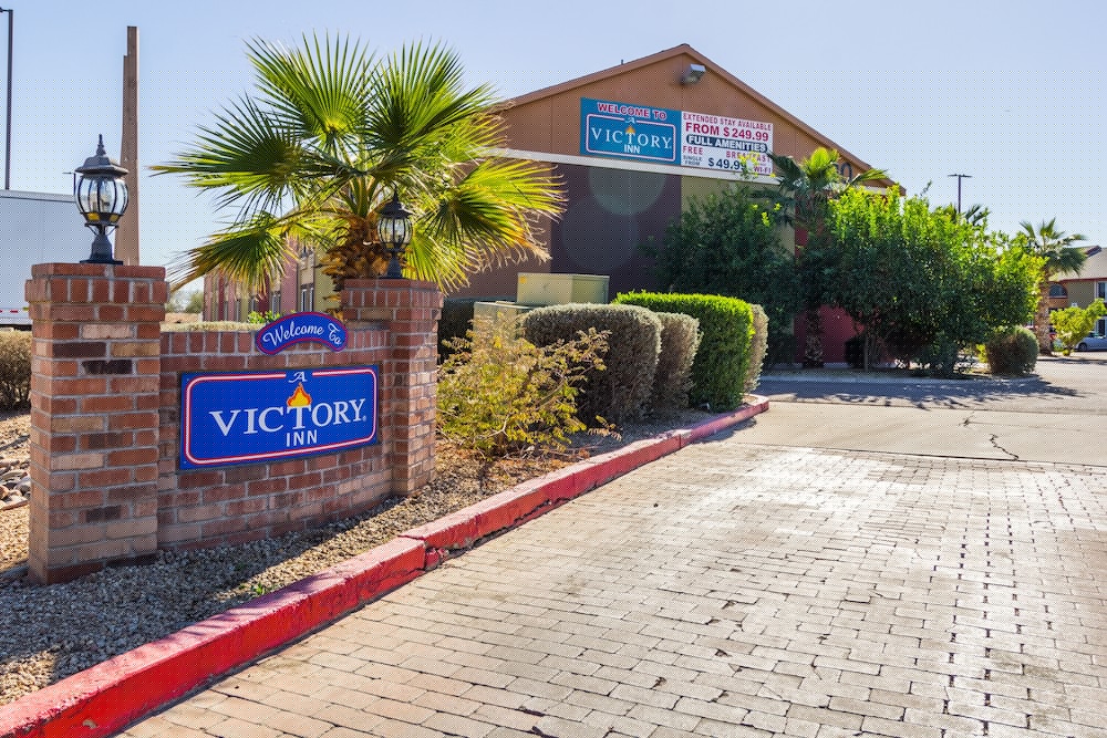 A Victory Inn Tolleson 7/32