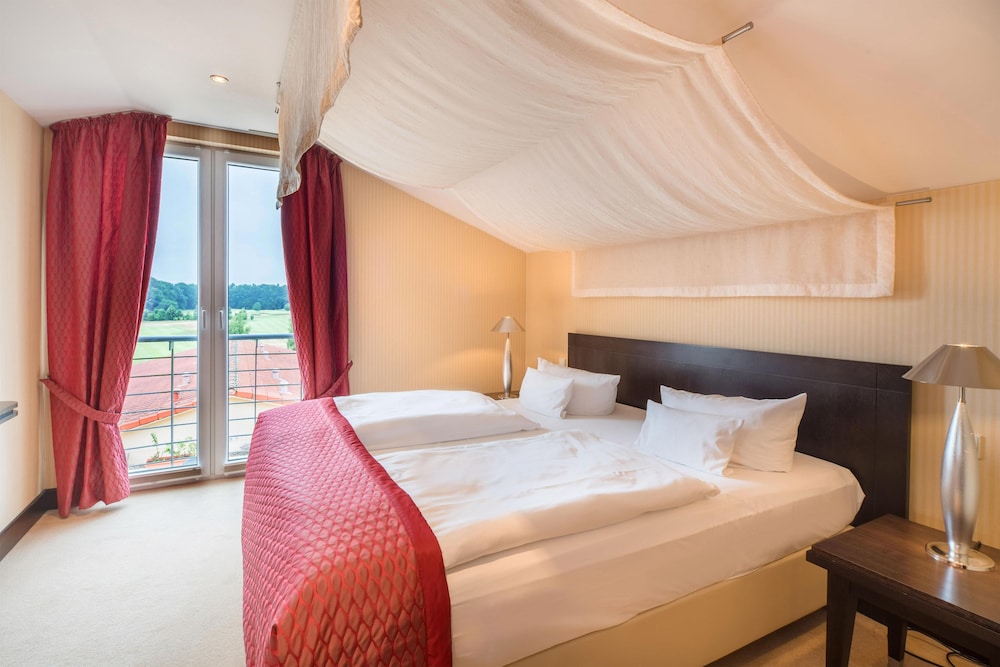 جناح بسرير كينج