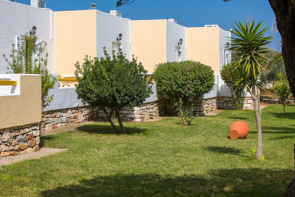 Asteras Paradise Hotel 65/78