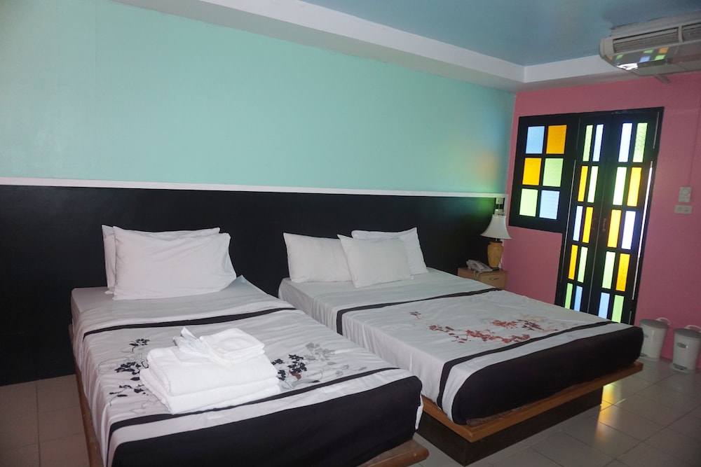 Bangkok Travel Suites 21/56
