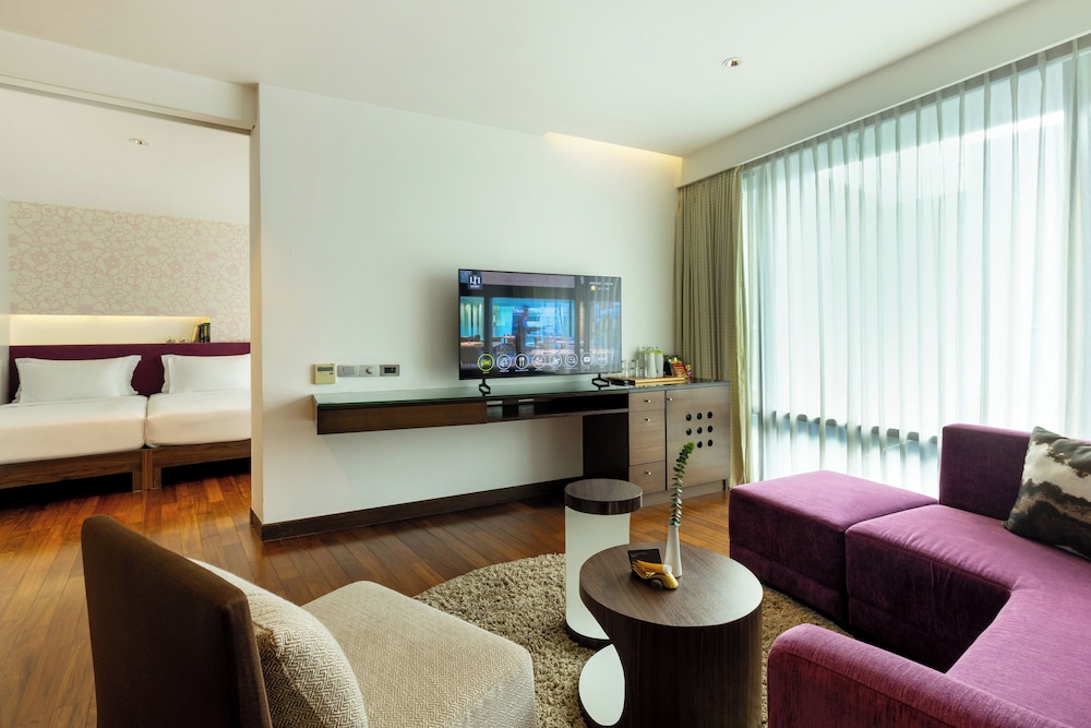 Lit Bangkok Hotel 88/107