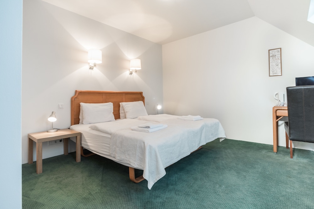 Laxnes Hotel 13/63